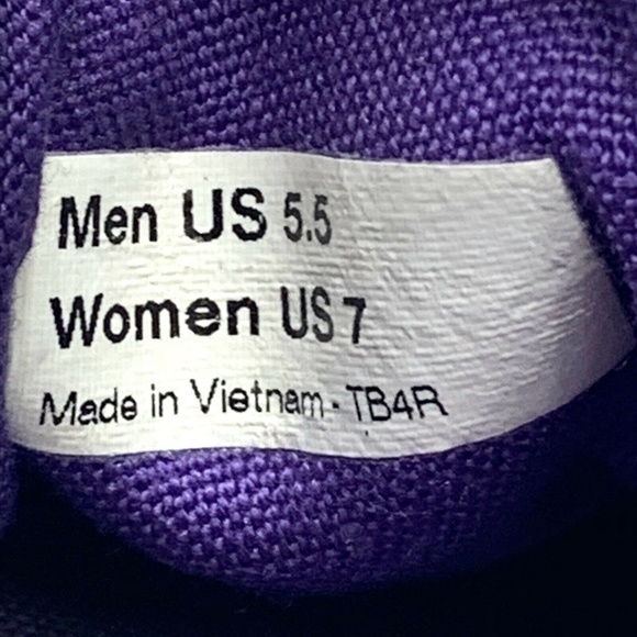 *SOLD* Vans Off The Wall Womens Size 7 Low Top Purple White - Picture 10 of 16